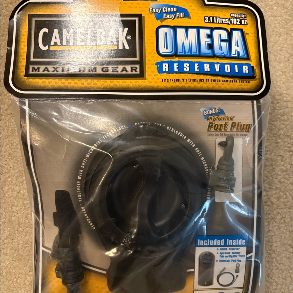 NWOT: Camelbak Omega Reservoir Hydration System with Black and Blue Accents